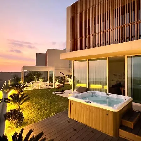 فيلة Amante With Jacuzzi - - Coast
