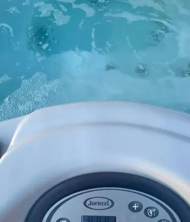 Amante With Jacuzzi - - Coast