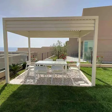 Amante With Jacuzzi - - Coast Vila *